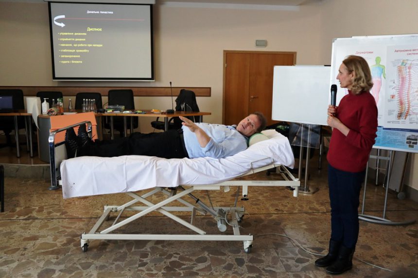 франківських лікарів навчали поважати пацієнтів